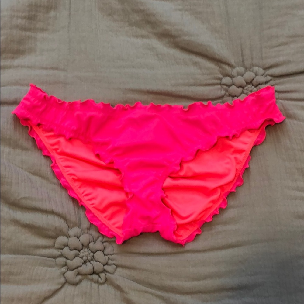 Victoria’s Secret ruched bikini bottoms